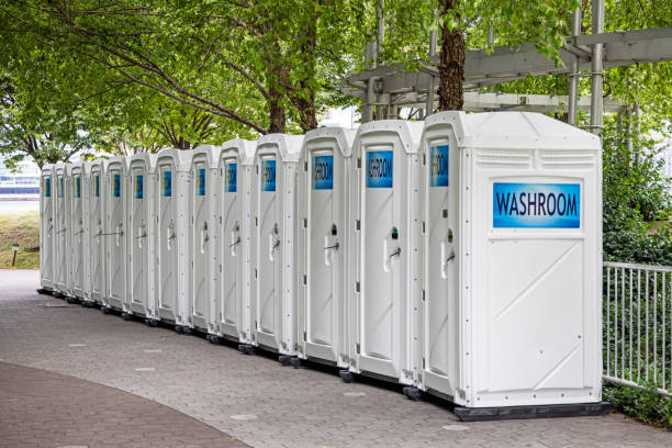 Best Portable bathroom rental  in West Brattleboro, VT